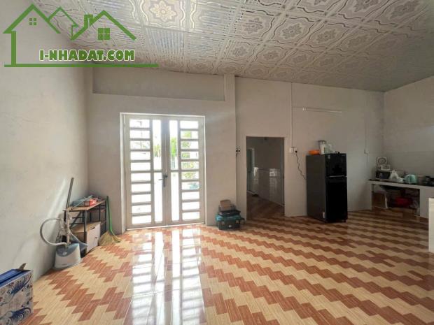KẸT TIỀN BÁN GẤP CĂN NHÀ CẤP 4 HÒA KHÁNH ĐÔNG GIÁ 1TY4, DT 7X25.5, SHR THỔ CƯ - 3