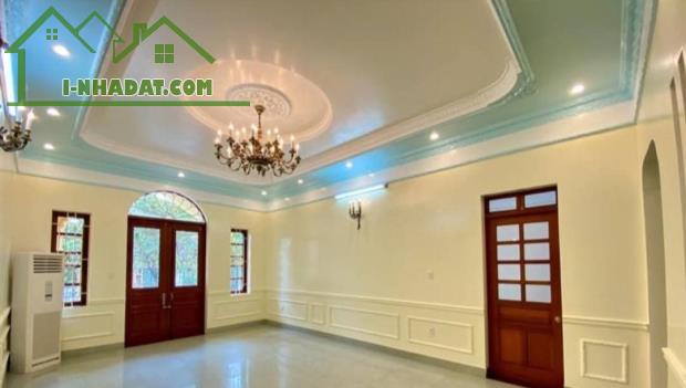 Bán nhà Thư Trung, Đằng Lâm, Hải An, Hải Phòng. 3 tầng,  180m2, 12,6 tỷ. Ngang 9m, d2