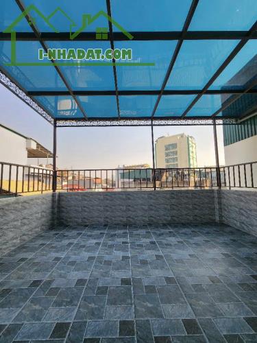 Bán gấp nhà -ÔTÔ 120 Dương Văn Bé. Hai Bà Trưng. DT 38m 4,5T MT 4,5m giá nhỉnh 8, tỷ 09479 - 5