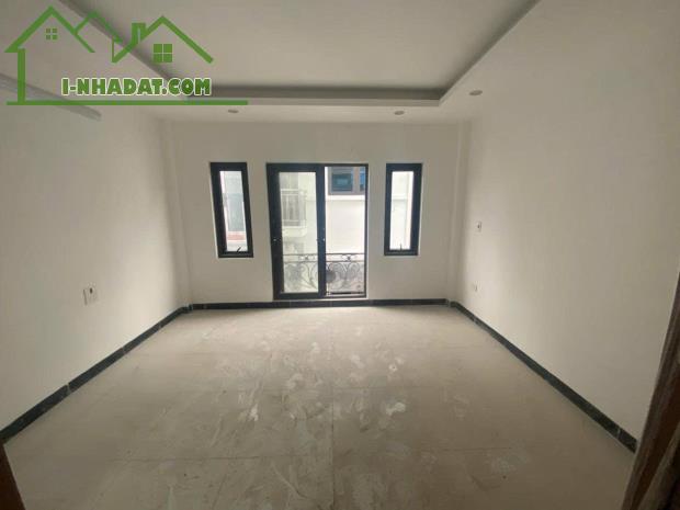 Bán nhà Võ Trung 30m2- 5 tầng- MT3.5 - Giá 4.8 tỷ - 3