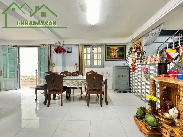 🌸🌸🌸🌸🏩 HẺM XE TẢI LÊ VĂN QUỚI BÌNH TÂN - 3 TẦNG BTCT - 61M2 (4.3x14.3)- 5TỶ8 TL - 5
