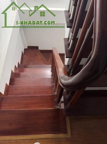 HOÀNG CẦU - GẦN HỒ - NHÀ ĐẸP 5 TẦNG - CHỈ XÁCH VALI VỀ Ở - NHỈNH 7 TỶ