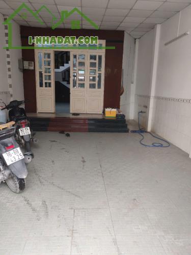 Gấp Bán Nhà 2 tầng (5x18) Mặt Tiền Thới Tam Thôn 17, Hóc Môn nhĩnh 5T - 3