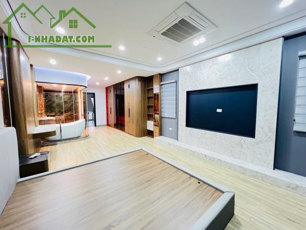 Bán nhà Phố Nguyễn Sơn, 8T thang máy, Khu Phân Lô, ở ngay, Full Nội thất - 2