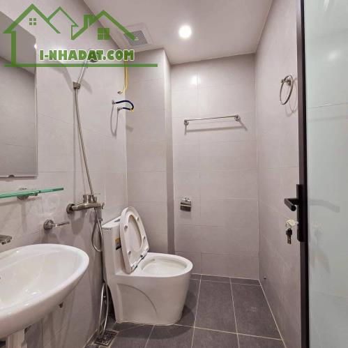 Apartment Đào Tấn - 1 nhà ra mặt phố ngõ thông ô tô đỗ cửa - 7T mới -DT 60tr/th - 13.8 tỷ - 4