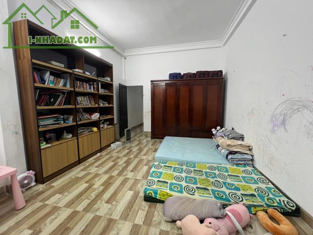 TRUNG VĂN - SIÊM PHẨM GIÁ 8 TỶ xx - DT 56M2 x 3 TẦNG - OTO ĐỖ 10m - 4