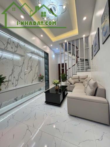 🏡💥Nhà Đẹp 💰11,x Tỷ có nhà siêu víp #TâySơn  _ #ĐốngĐa x 52M x 6 Tầng - Ô Tô đỗ cửa - Ti