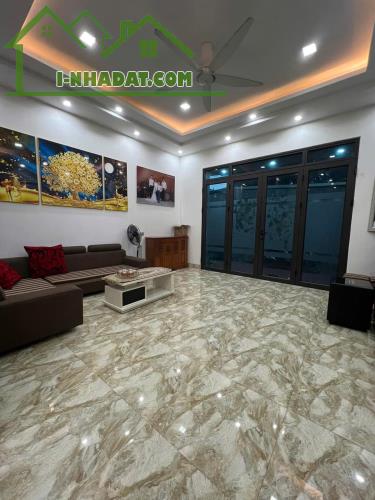 Bán nhà 3 tầng lô góc SIÊU ĐẸP 52m2-2,25 tỷ Hùng Vương, Hồng Bàng, Hải Phòng - 2