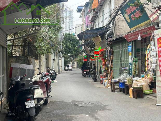 GÀ ĐẺ TRỨNG VÀNG PHÚ ĐÔ - XÂY MỚI - THANG MÁY - 10PKk FULL NỘI THẤT - CÓ AN TOÀN PCCC