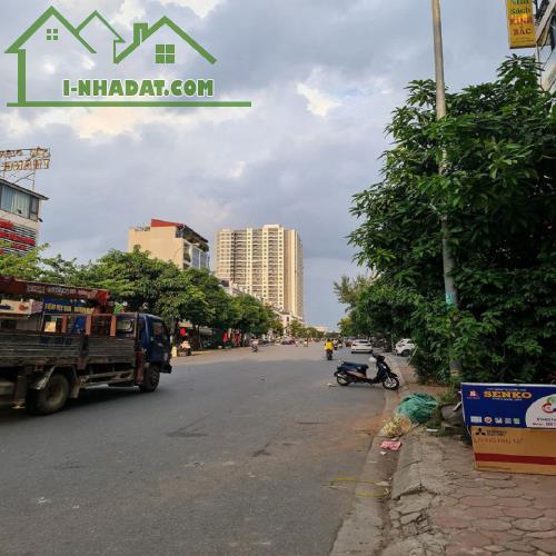 Thị trường 5x tr.m2 mà chủ bảo bán 3x tr.m2 cho 99m2 đường ô tô tại Gia Lâm, Hà Nội. Lh - 3