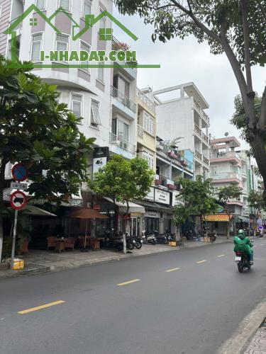 Cho thuê mặt bằng kinh doanh 40m, phố dịch vụ tóc, spa - Tân Vĩnh, P.6 - Quận 4