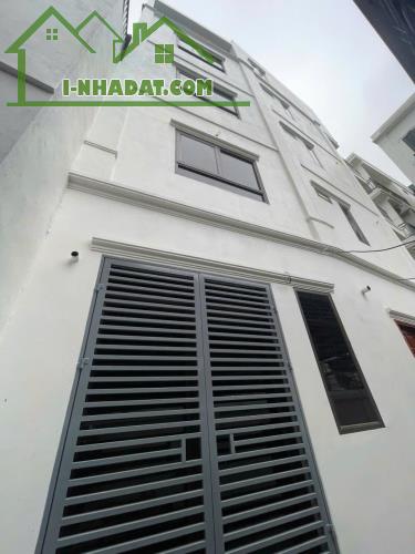 Hiện tại mình đang có 10 căn nhà mới xây diện tích từ 32m2 đến 58m2