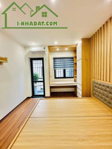 Bán nhà Định Công Hạ, Hoàng Mai, 34m2, 5 tầng, full nội thất, 8.1 tỷ - 2