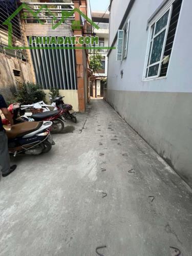 BÁN ĐẤT Ỷ LA, HÀ ĐÔNG – CHIA 2 LÔ, ĐẦU TƯ SINH LỜI - 1