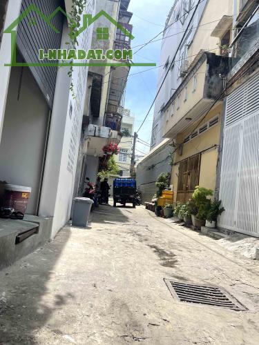 Bán Nhà Hẻm Xe Hơi 47m2_5.2*9 Chỉ 3.6 tỷ Gần ĐH Luật QL13 Hiệp Bình Chánh Thủ Đức Hiếm Có