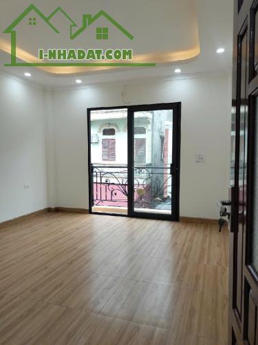 Bán nhanh nhà Thanh Liệt, Thanh Trì, 75m2, 4 tầng, sổ đỏ, ngõ thông, ô tô qua nhà. - 3