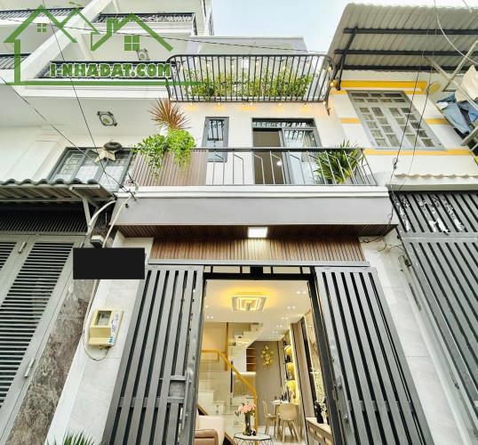 Chú Ba cần bán gấp nhà 31m2 Nguyễn Xí giá chỉ 1.89 tỷ HXH, SHR