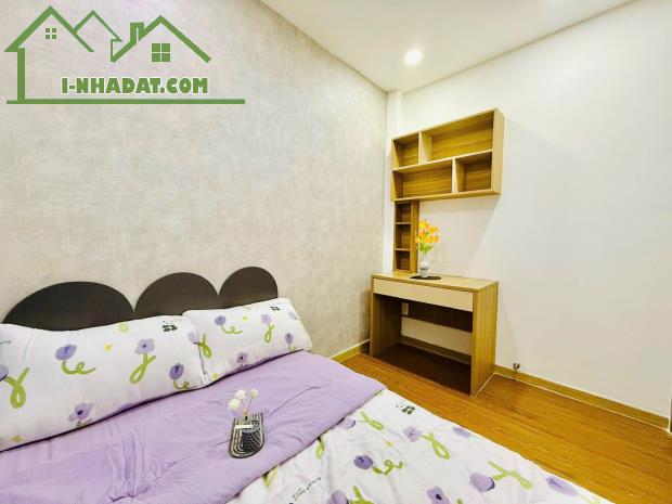 Chú Ba cần bán gấp nhà 31m2 Nguyễn Xí giá chỉ 1.89 tỷ HXH, SHR - 4