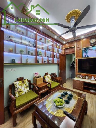 BÁN NHÀ DÂN XÂY PHỐ GIẢNG VÕ, NHÀ 6 TẦNG x 36/42M2, GIÁ CHỈ 8 TỶ 900 TRIỆU - 1