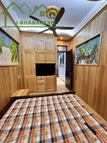 BÁN NHÀ DÂN XÂY PHỐ GIẢNG VÕ, NHÀ 6 TẦNG x 36/42M2, GIÁ CHỈ 8 TỶ 900 TRIỆU - 3