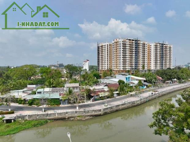 BÁN CĂN HỘ 2 PHÒNG NGỦ 4 MẶT THOÁNG - 3