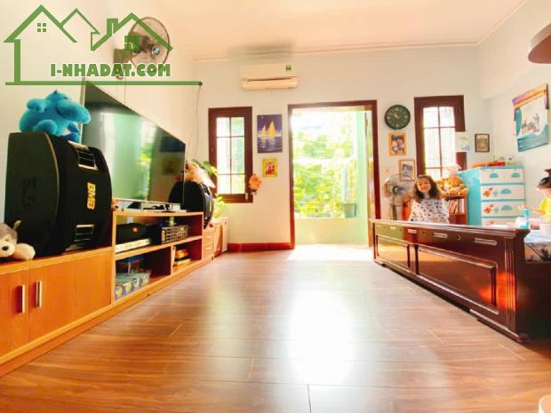 Nhà QUÁ HIẾM QUÁ RỘNG nhất Mộ lao 76m2, gần phố, sân trước nhà thoáng mát, 10.5tỷ - 1