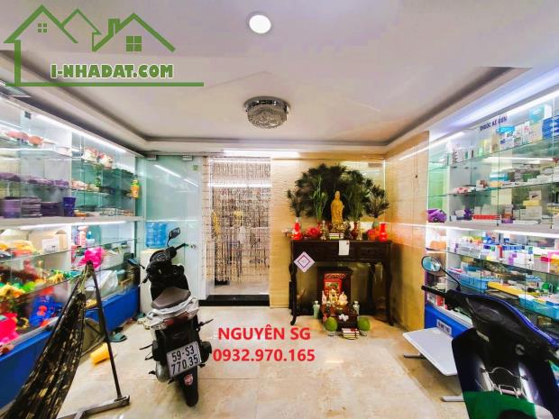 SIÊU HIẾM - 5 TẦNG Ở LIỀN - DT 45 M2 (5 x 9) - ÔTÔ SÁT NHÀ - HOÀNG HOA THÁM - BÌNH THẠNH. - 1