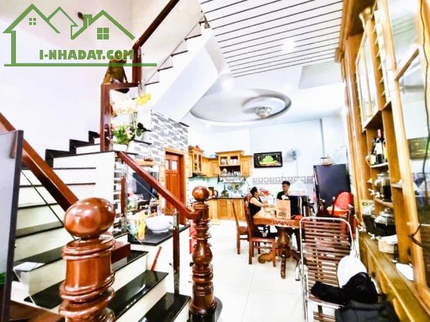 NHANH THÌ CÒN - 4 TẦNG - DT 60 M2 (4 x 15) - HẺM XE HƠI THÔNG - GẦN VINCOM QUANG TRUNG, GV - 1