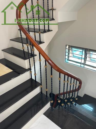 Lương Định Của,3 thoáng,Gara,30m ra hồ, KD sầm uất,66m 8 tầng TM, Giá 22.4 tỷ 0796193699