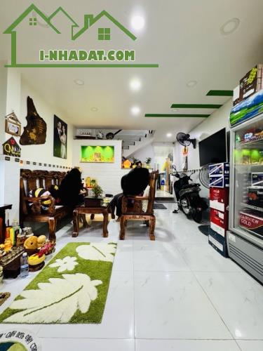 NHÀ BÁN 43m²  Thoại Ngọc Hầu - 2 TẦNG - HẺM THÔNG - 3.6 TỶ - TÂN PHÚ - 4