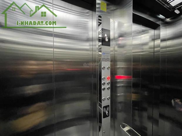 Bán gấp phân lô ô tô tránh Hoàng Cầu 7 tầng 52m2 thang máy, vỉa hè rộng, cho thuê, KD tốt - 1