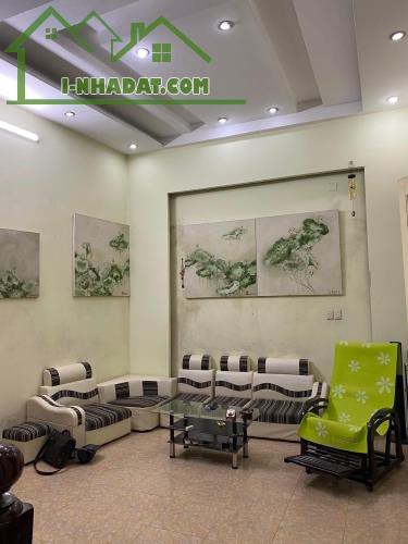 BÁN NHÀ VĨNH PHÚC - BA ĐÌNH | 63M² - 3 TẦNG - CHỈ HƠN 6 TỶ - Ô TÔ GẦN NGÕ