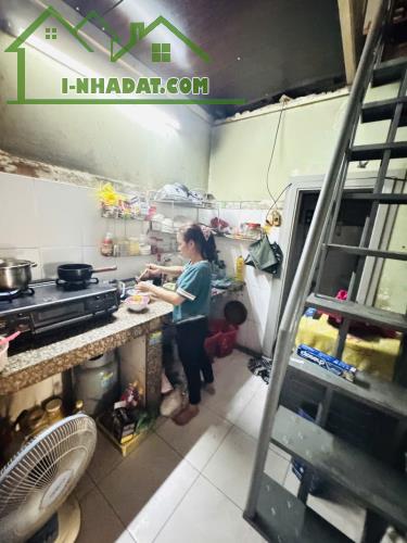 NHÀ BÁN TÂN PHÚ - MTKD TÂN HƯƠNG - 2 TẦNG - DT 4x14 - ĐƯỜNG 20M - NHÀ XẤU - GIÁ 10 🧄  Mô - 3