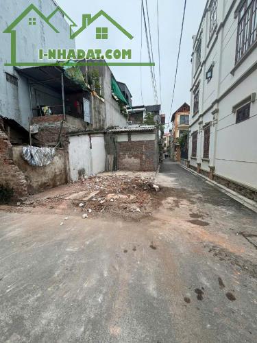 BÁN ĐẤT 💥💥LÔ GÓC CỰC ĐẸP PHỐ YÊN VIÊN-GIA LÂM