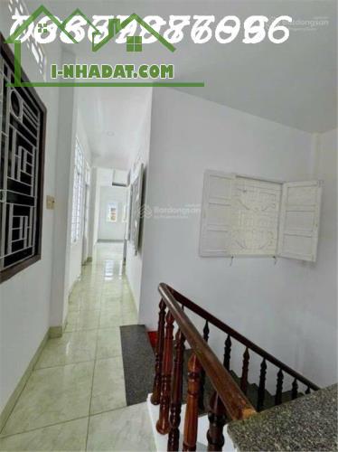 Bán Nhà Góc 2 Mặt Tiền Hẻm Rộng Gần Chợ Đồng Nai, Phường Phước Hải, Nha Trang - Giá 4,5 Tỷ - 1