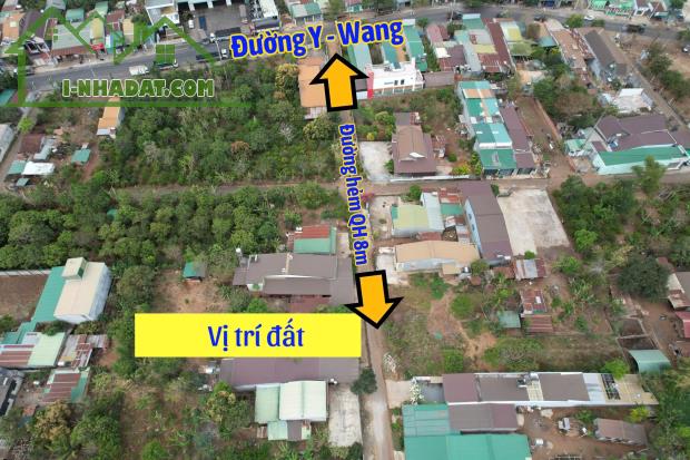 🍎Bán đất 3lô 5x52m cách Y Wang 70m gần Đại Học Tây Nguyên 1tỷ480triệu/lô - Đường nhựa