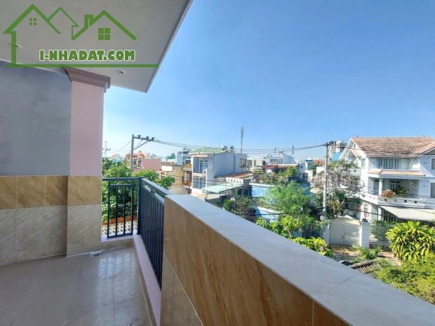 Giảm sốc Nhà 4 Tầng Hẻm Xe Hơi Lô Góc 95m2_5x19m Gần Chợ Kiến Thiết Hiệp Phú Thủ Đức Chỉ