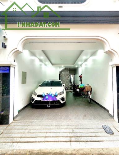 NHƯỢNG NHÀ PHỐ KIM NGƯU YÊN LẠC - PHÂN LÔ - GARA 7 CHỖ - THANG MÁY - 63M2 X 5T - SĐ CC - 1