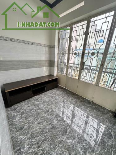 BÁN NHÀ - LÊ VĂN QUỚI - BỐN XÃ - 40M2 - 2 TẦNG - 3PN - 3.3 TỈ - 4