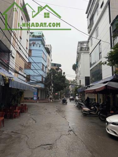 Bán đất giáp bát 150M 2 mặt ngõ ô tô tránh kinh doanh hoàng mai