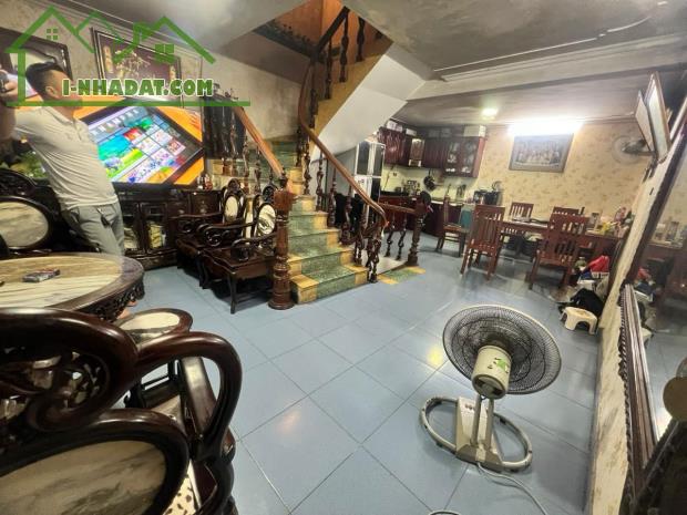 Bán Nhà Ngọc Khánh. Ba Đình. Lô Góc. Ô Tô. DT 40m2. MT 5m. 4 Tầng. Giá 10,7 Tỷ. - 2
