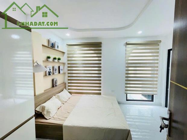 **BÁN NHÀ DÒNG TIỀN KHỦNG - 17 PHÒNG KHÉP KÍN - FULL NỘI THẤT - Ô TÔ ĐỖ CỬA** - 4