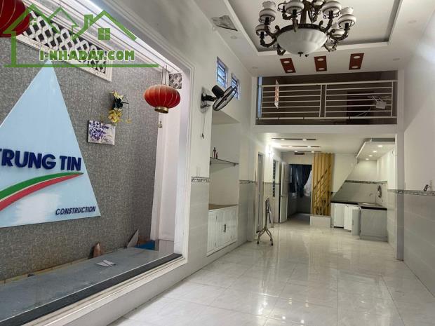 🏠💥 Bán nhà Thạnh Xuân 38 Diện tích 72m   chỉ  nhỉnh hơn 3.xtỷ   ✍️ Kết cấu : 1trệt, 1g - 3