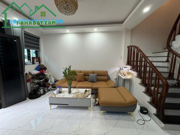Bán nhà đẹp Nhân Hòa, Thanh Xuân 40 m2 giá 6.95 tỷ lh: 0968903581 - 2
