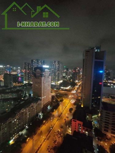 Bán gấp cănho chung cư Thesun Mễ Trì view tầng cao ngắm phố, full nội thất chủ để lại