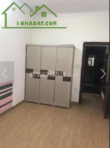 Cho thuê nhà ngõ 66 Hào Nam 4 tầng, 30m2, 4 ngủ, 10 Triệu ở gia đình, nhóm đi làm - 3