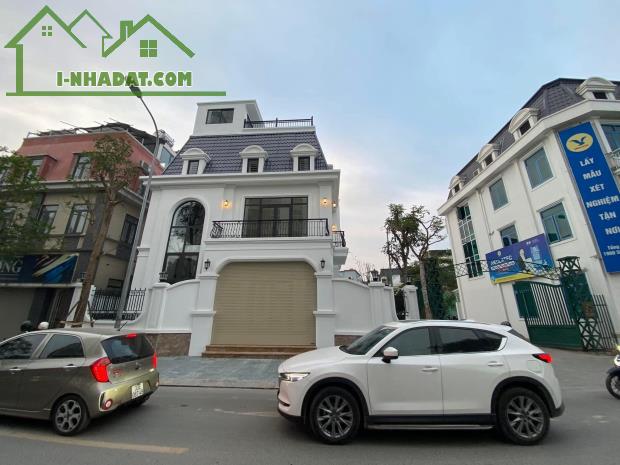 SIÊU PHẨM BIỆT THỰ MẶT PHỐ SA ĐÔI - LÔ GÓC 3 MẶT THOÁNG - THANG MÁY - MỘT MẶT PHỐ