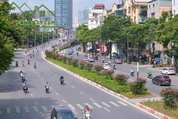 Bán nhà mặt phố Nguyễn Chí Thanh 8 tầng x 120m2 đang cho thuê cả nhà dòng tiền vài trăm