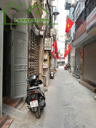 Nhà Dân Xây-kinh doanh-ngõ thông ôtô-37m2*4Tầng*8.18 tỷ phố Ngô Thì Nhậm-Q.Hà Đông