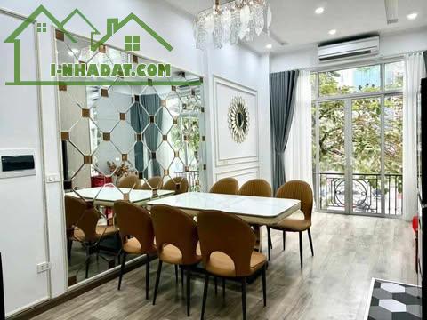 CỰC HIẾM! MẶT PHỐ TRẦN KHÁT CHÂN - HAI BÀ TRƯNG, NGAY NGÃ 4 PHỐ HUẾ : 32M, 5T, MT: 4M - 1